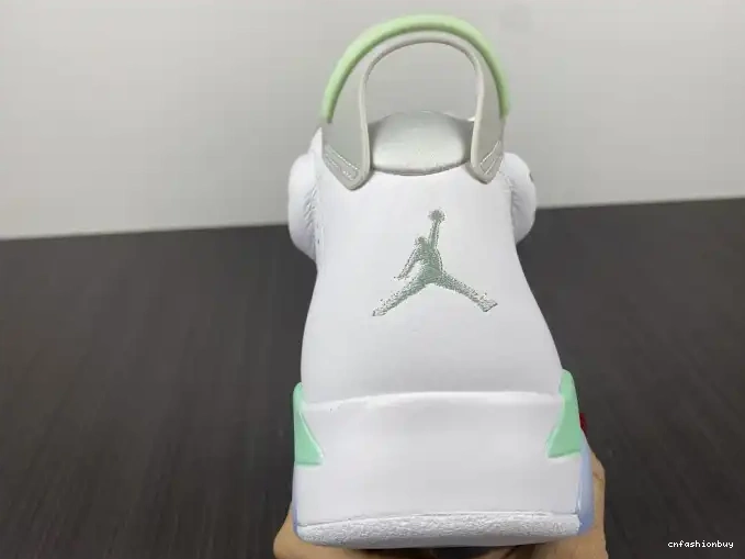 DQ4914-103 Mint Air WMNS Jordan 6 Foam 0430